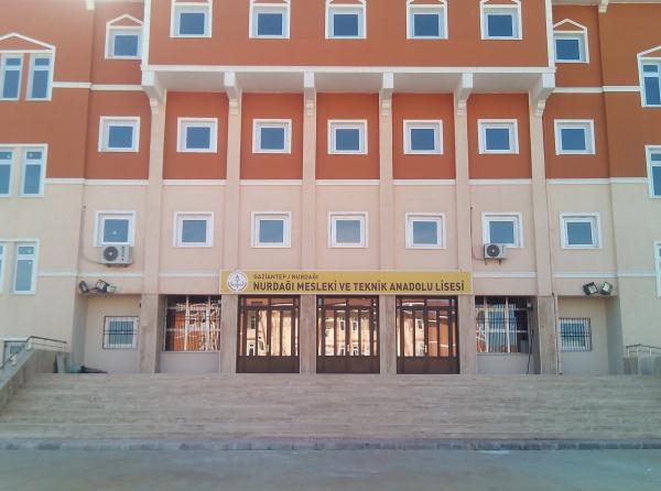 Nurdağı Mesleki ve Teknik Anadolu Lisesi Fotoğrafı